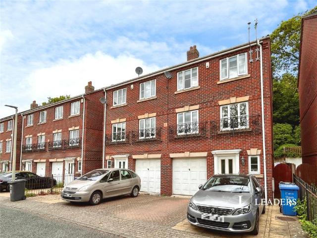 House for sale in New Catton, East Bank