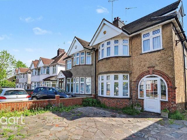 House for sale in Kingsbury, Greater London