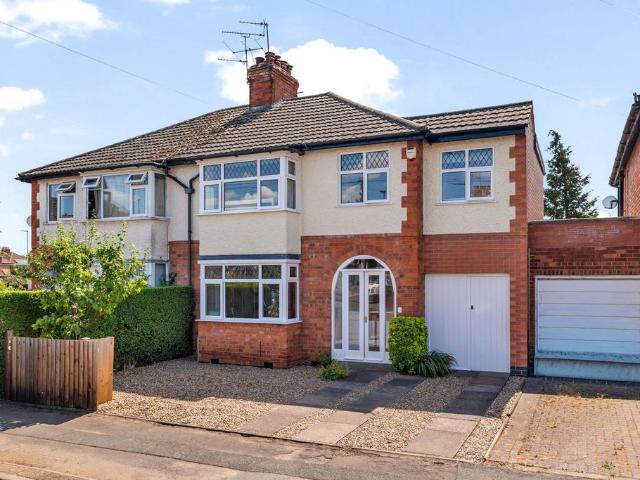 House for sale in Elmfield, Leicestershire