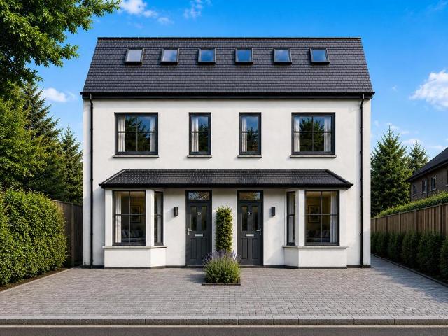 House for sale in Blackhills, Surrey
