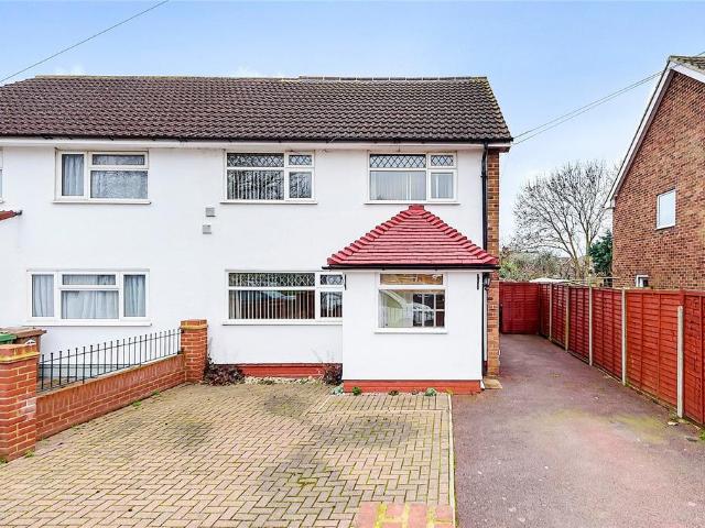 House for sale in Lower Halliford, Surrey