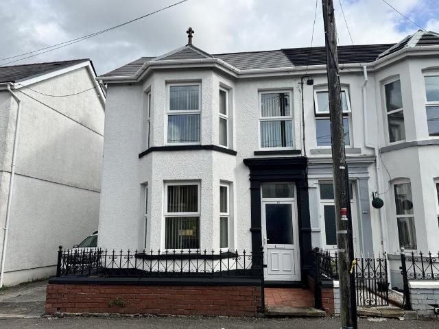 House for sale in Tir-y-dail, Ammanford