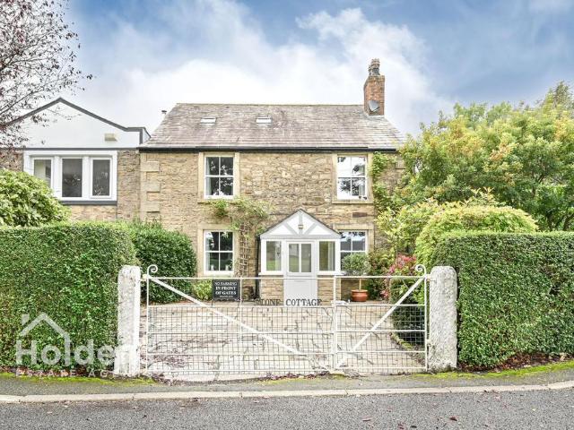 House for sale in Higher Bartle, Lancashire