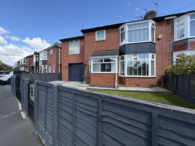 House for sale in Greenheys, Greater Manchester