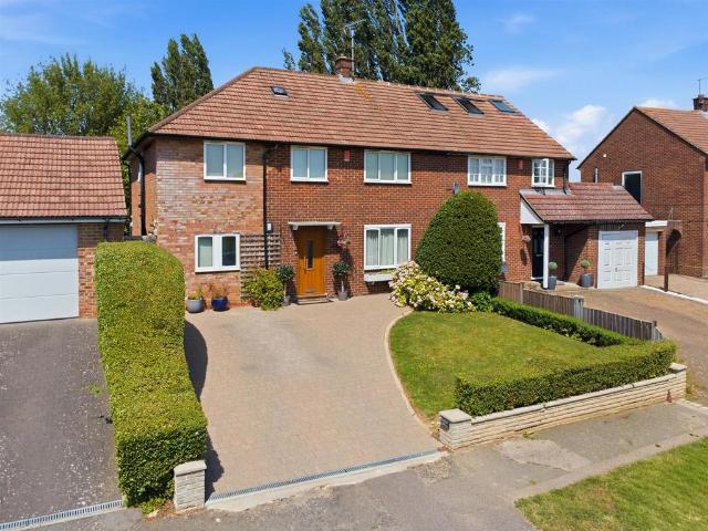 House for sale in Fretherne, Hertfordshire