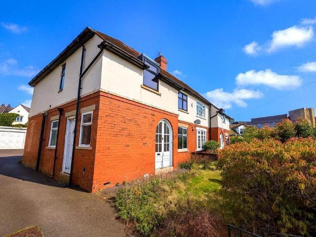 House for sale in Woolshops, Halifax