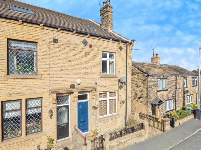 House for sale in Pudsey, West Yorkshire