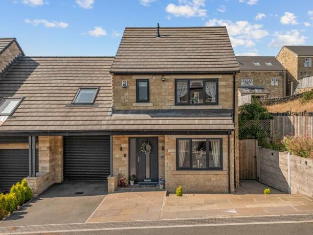 House for sale in Salendine Nook, West Yorkshire