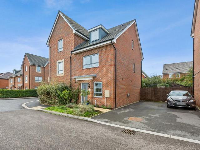 House for sale in Hanwood Park, Kettering