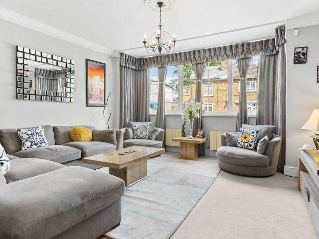 House for sale in London Borough of Hounslow, Greater London