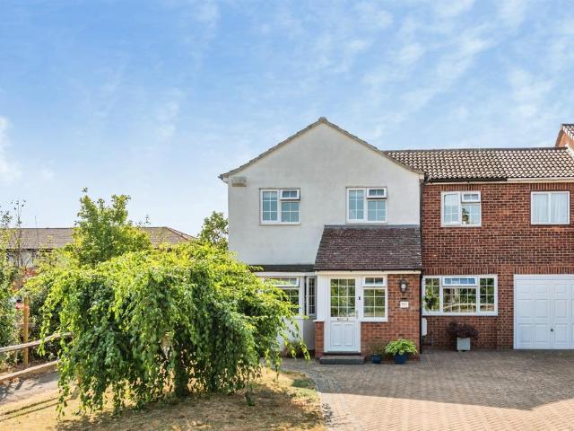 House for sale in Haddenham, Buckinghamshire