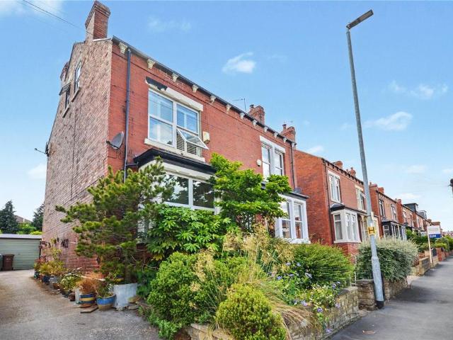 House for sale in West Yorkshire