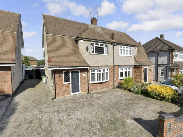 House for sale in Pot Kilns, Greater London