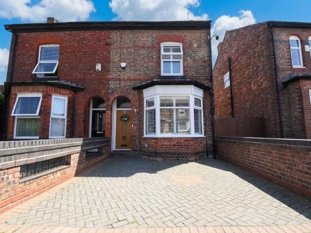 House for sale in Patricroft, Salford
