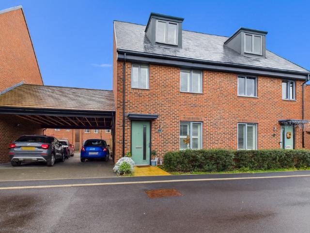 House for sale in Weston Turville, Buckinghamshire