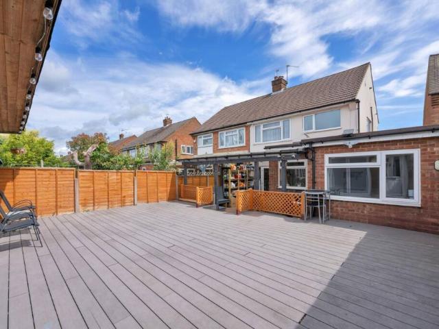 House for sale in Kingswood, North Watford
