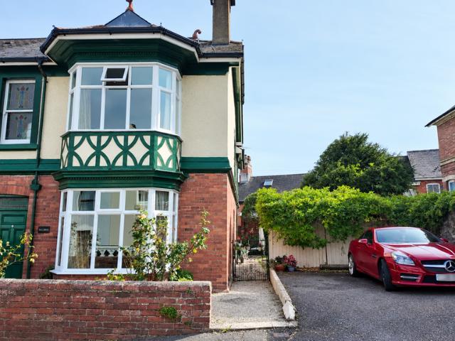 House for sale in Knowles Hill, Teignbridge