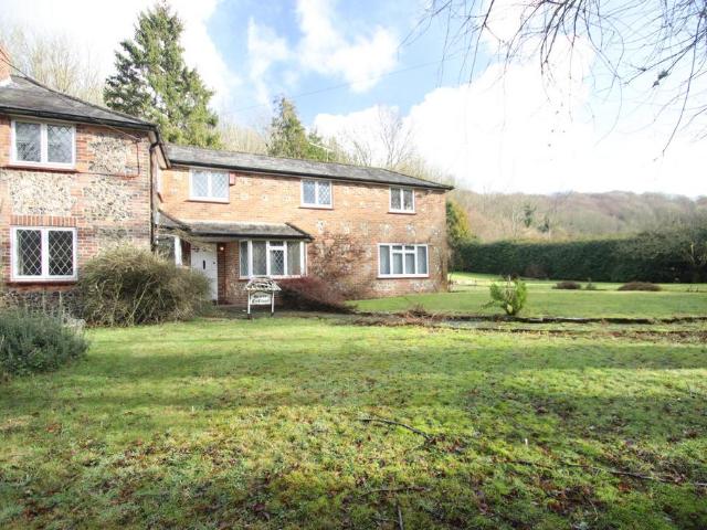 House for sale in Greater London