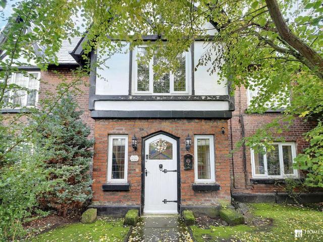 House for sale in Halton