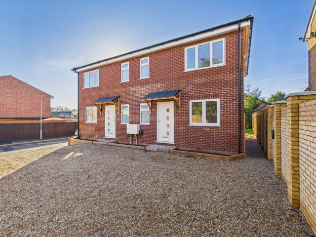 House for sale in Five Acres, Hertfordshire