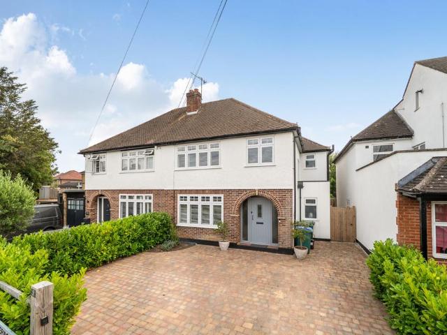 House for sale in Watford Heath, North Watford