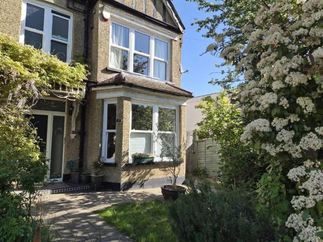House for sale in Greater London