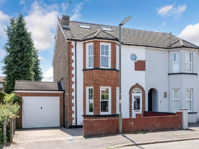 House for sale in Nork, Red Hill