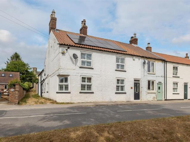House for sale in Weaverthorpe, North Yorkshire