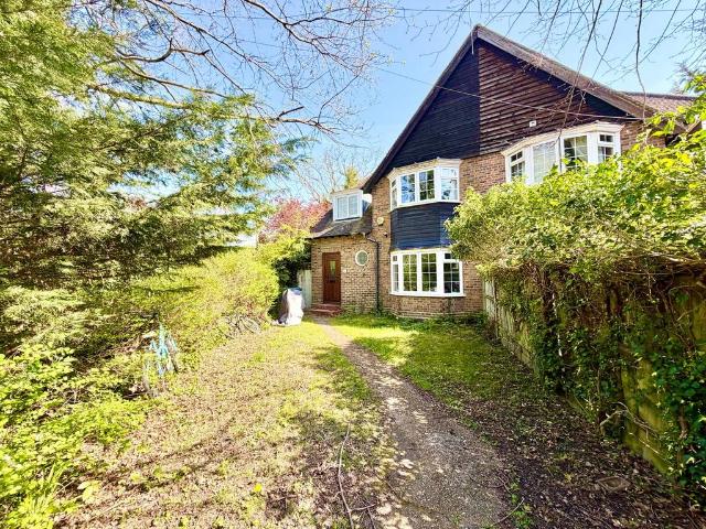 House for sale in West Hendon, Greater London