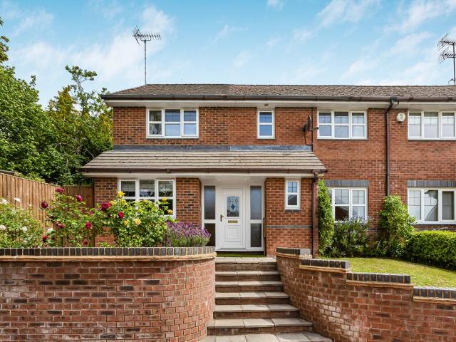 House for sale in Pouchen End, Hertfordshire