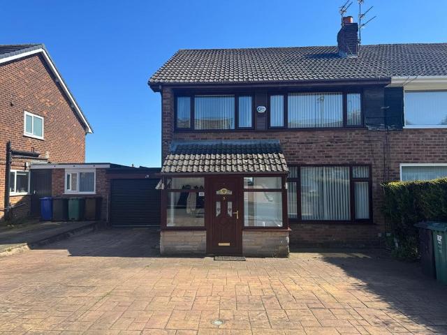 House for sale in Park Lane, Bury