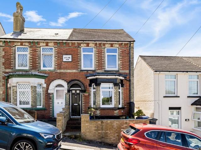 House for sale in Ash, Kent