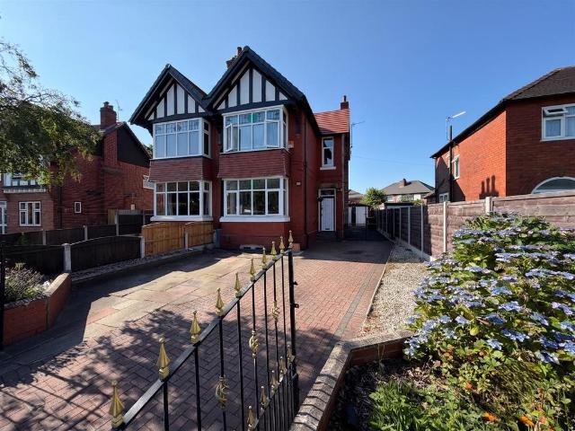 House for sale in Sale Moor, Trafford Park