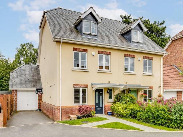 House for sale in Standon, Colliers End