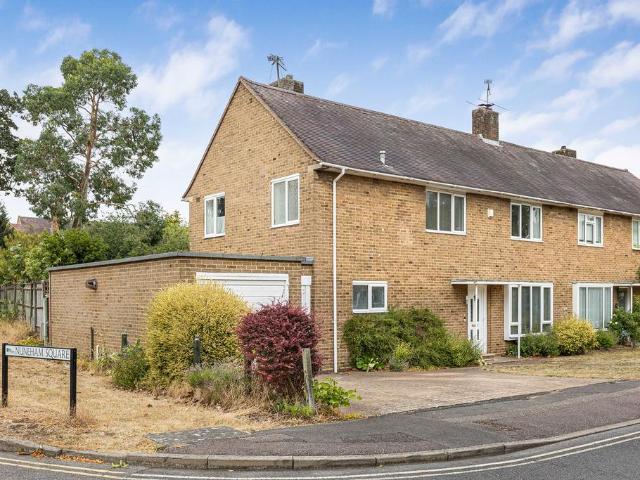 House for sale in Caldecott, Dromore
