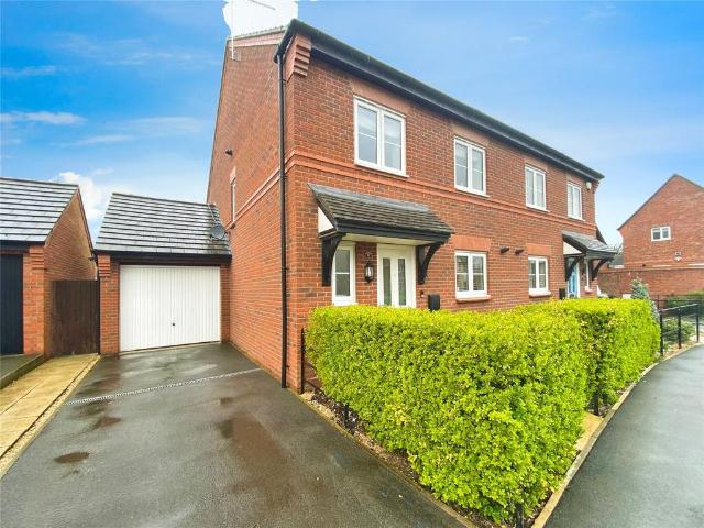 House for sale in Burland and Acton