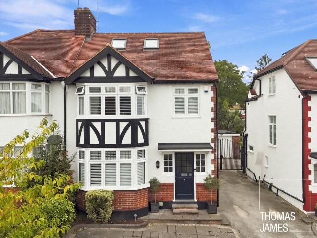 House for sale in Southgate, Oakwood