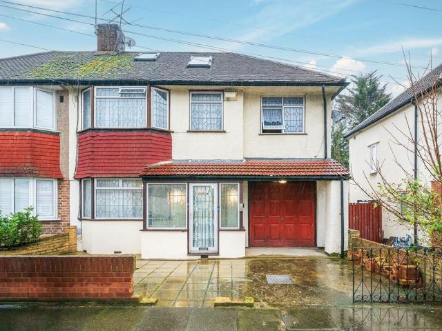House for sale in Abbey Wood, Greater London