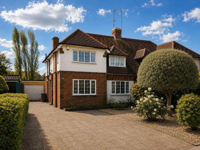 House for sale in Potters Bar, Hertfordshire