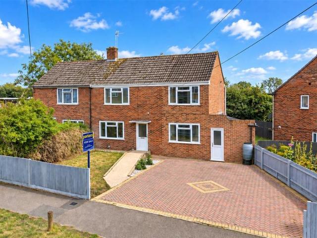 House for sale in Dee Park, Reading