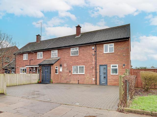 House for sale in St Albans, Five Acres
