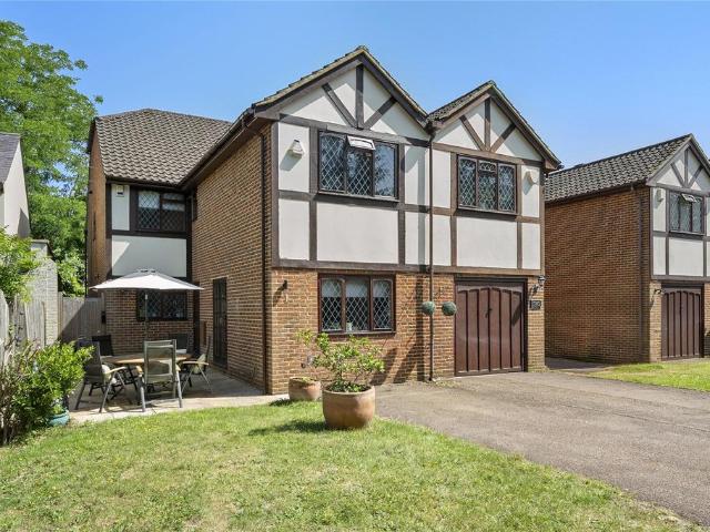 House for sale in Blackhills, Surrey
