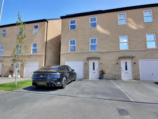 House for sale in Woodmansey
