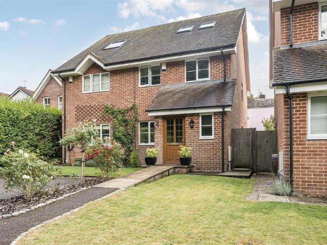 House for sale in Linchmere, Littlecote