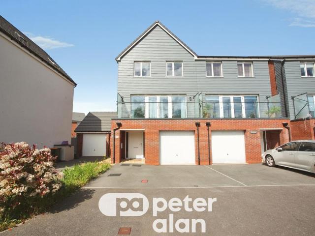 House for sale in Glan Llyn, Llanwern