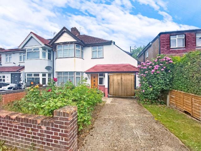 House for sale in Lane, Greater London
