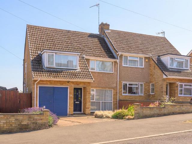 House for sale in Leisure Village, Kettering