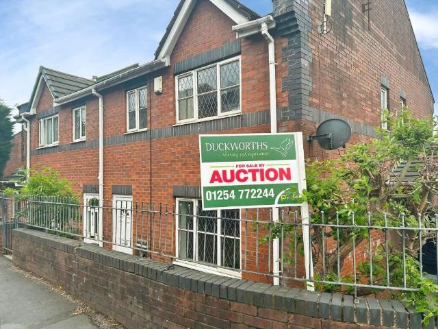 House for sale in Four Lane Ends, Blackburn