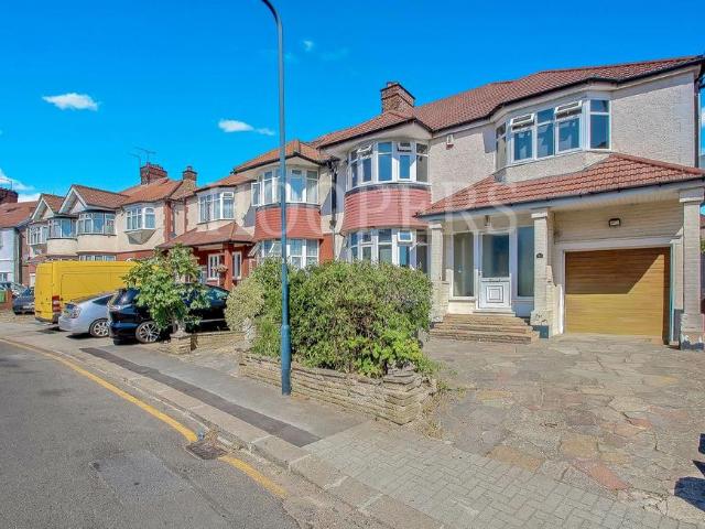 House for sale in Dollis Hill, Greater London