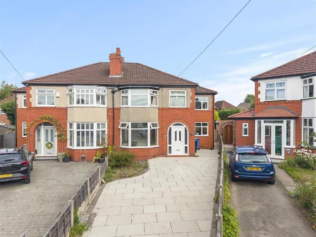 House for sale in Ashton upon Mersey, Trafford Park